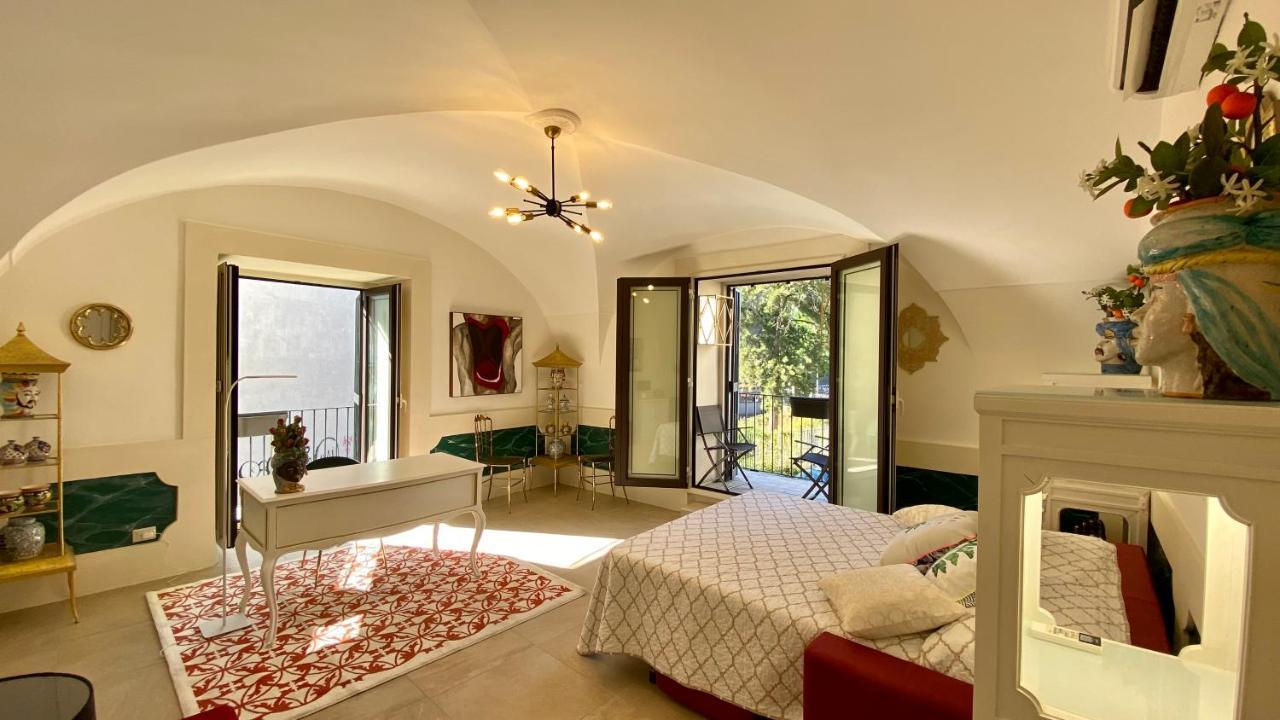 I Saraceni Bed & Breakfast คาตาเนีย ภายนอก รูปภาพ