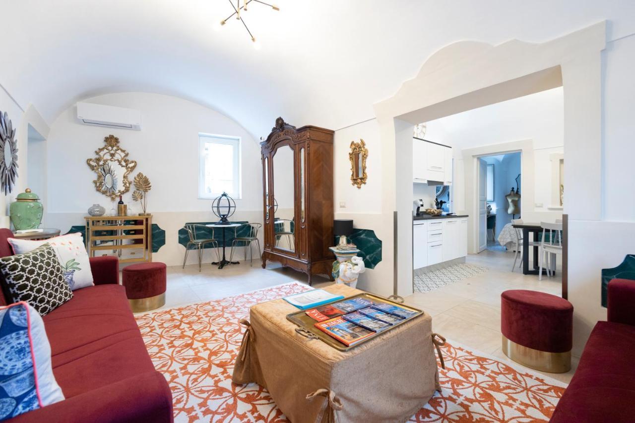 I Saraceni Bed & Breakfast คาตาเนีย ภายนอก รูปภาพ